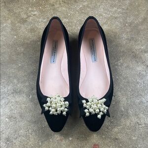 Stubbs & Wootton Black Flats with Pearl Embellishments
Size: 38